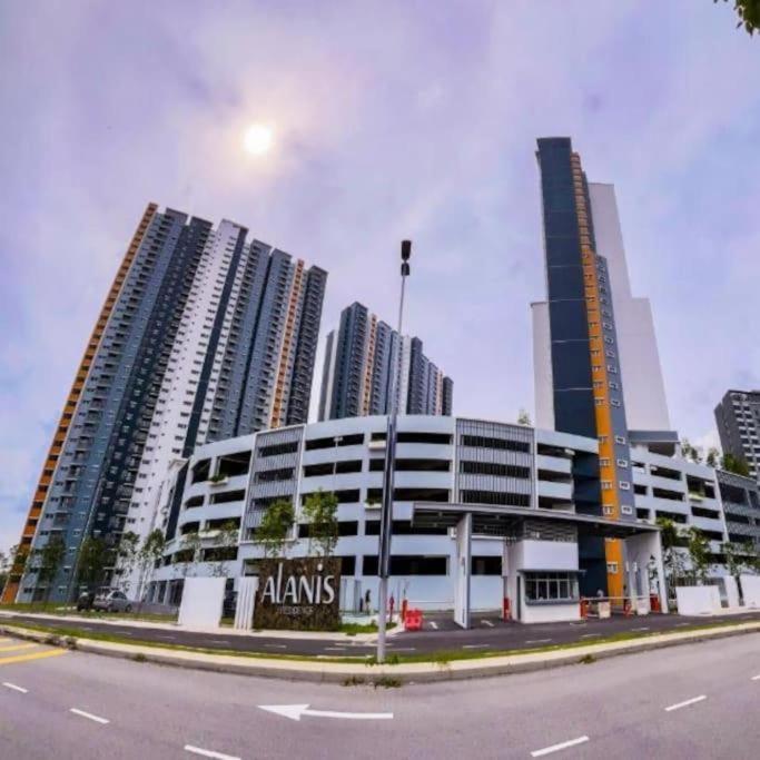 Апартаменти Klia Klia2 Alanis Sepang Putrajaya Cyberjaya Nilai By 3Sibs Екстер'єр фото